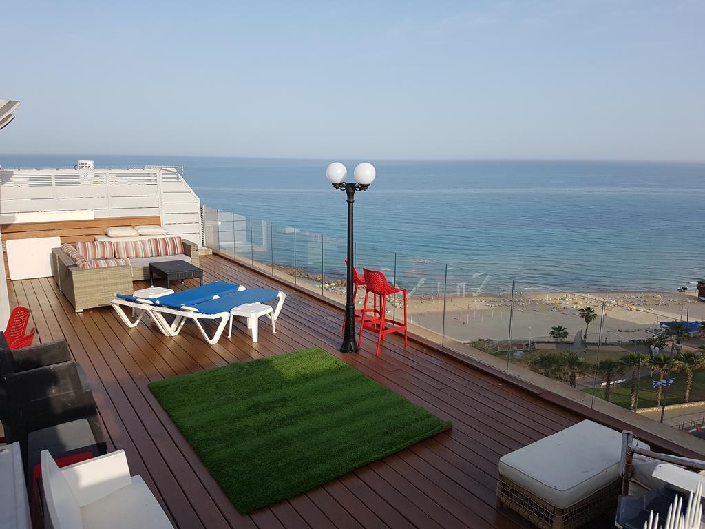 Penthouse Apartment On The Beach Bat Yam Exterior photo